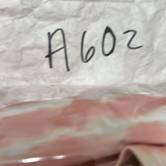 FRESHWATER PINK TIE DYE WIRELESS MOLDED CUP‎ TANKINI PLUS SIZE 2X - Picture 8 of 8